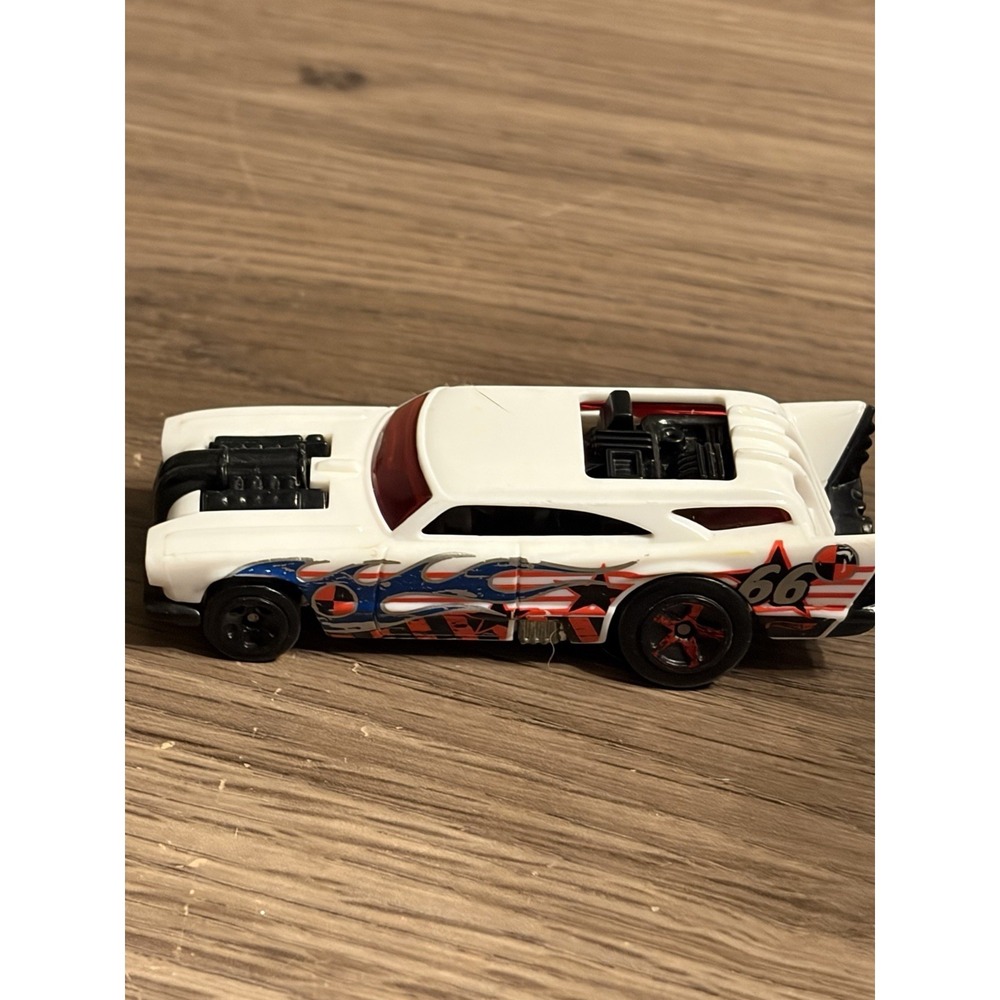 2004 Hot Wheels Jack Hammer White Red Blue Black 1:64 Malaysia #66 First Edition